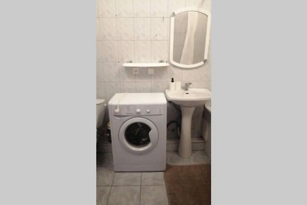 Apartment Классическая Квартира Рядом С Метро Лыбидская Kyiv